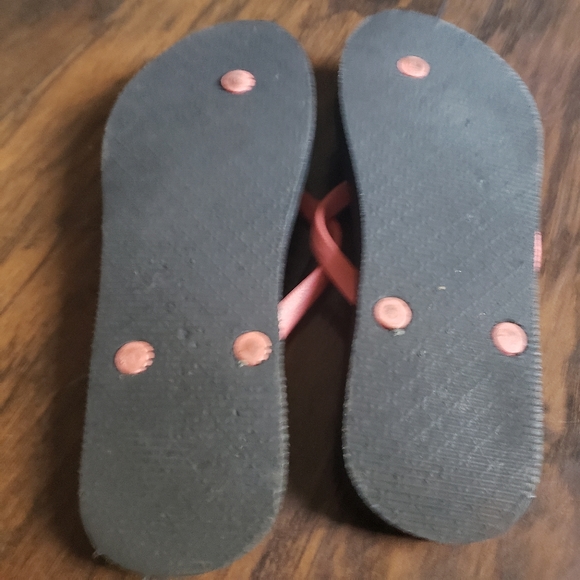 Costa Rica Flip Flops - Picture 4 of 4